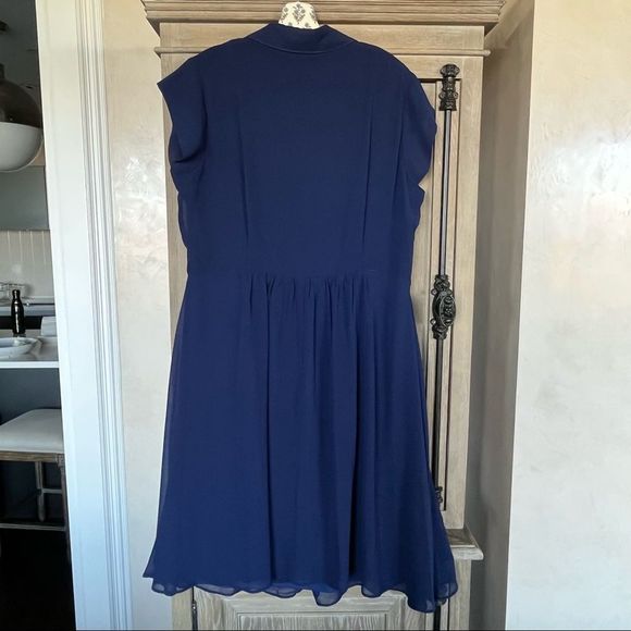 City Chic Navy Pleated Front Dress NEW Plus Size 16 - Picture 8 of 14